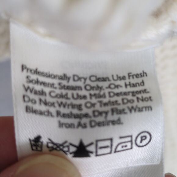 Eddie Bauer Women's S Ivory Cable Hand Knit Wool Turtleneck Fisherman Sweater - Picture 6 of 6